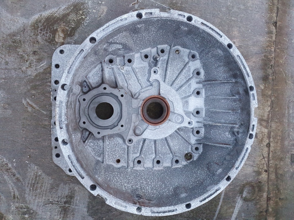 фото №5, Корпус фланець коробки ishift автоматична коробка передач volvo renault