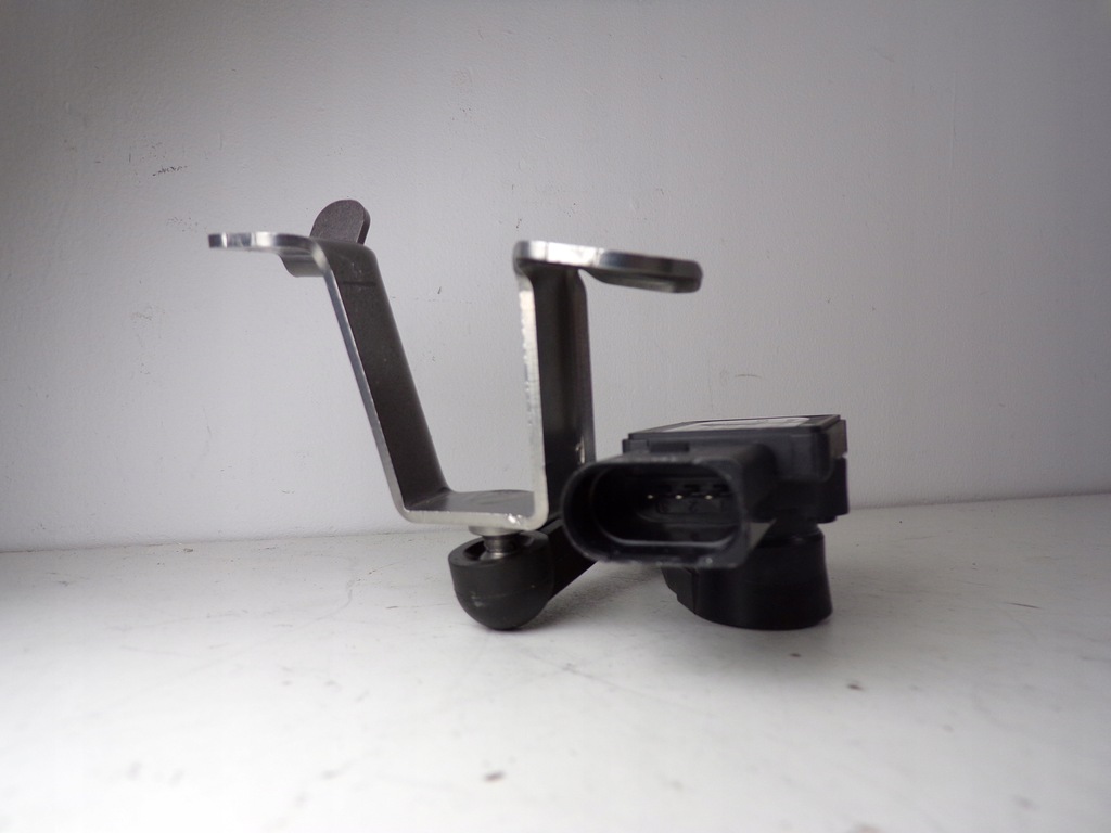 фото №8, Датчик вирівнювання volkswagen audi 5wa512521