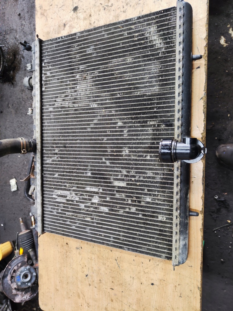 Купити Jumpy scudo expert ii 2.0 hdi радіатор води