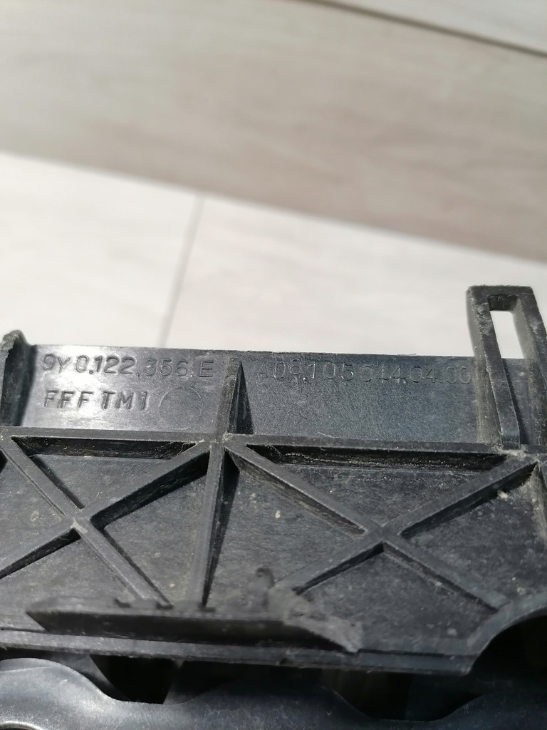 фото №7, Cayenne жалюзі впуск повітря 9y0122356