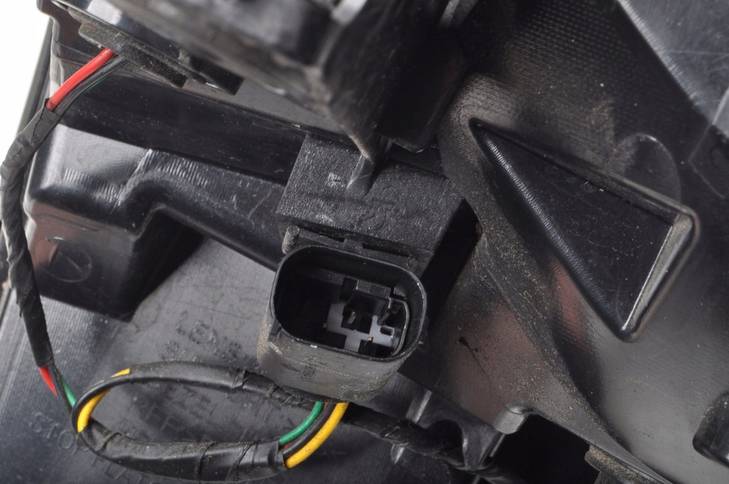 фото №11, Mg zs лампа права задня правий задня 10571682 suv lift 2021r