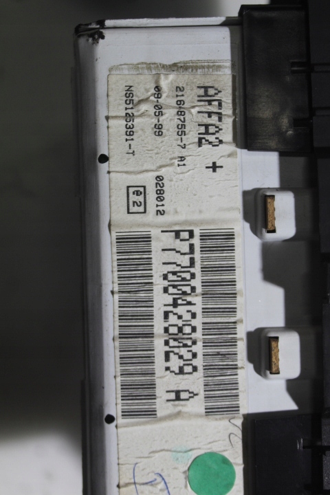 фото №4, Дисплей renault laguna i