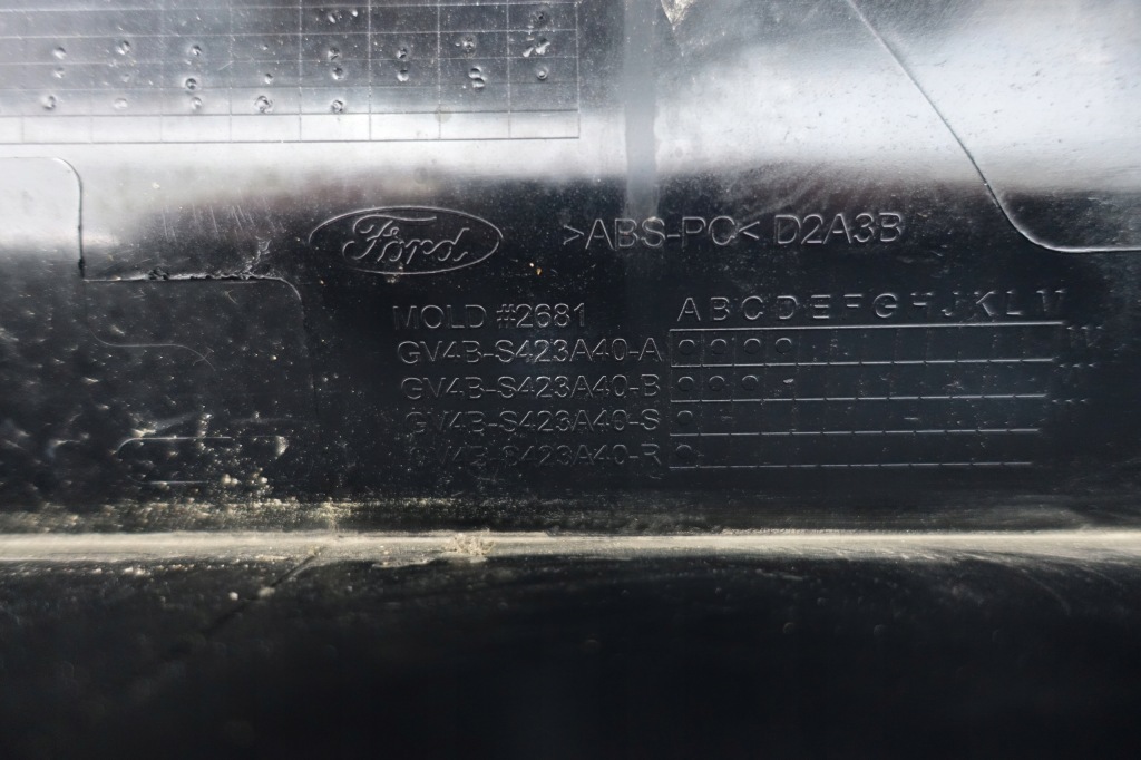 Накладка  bledna крышки багажника ford kuga 2 mk2 Киев