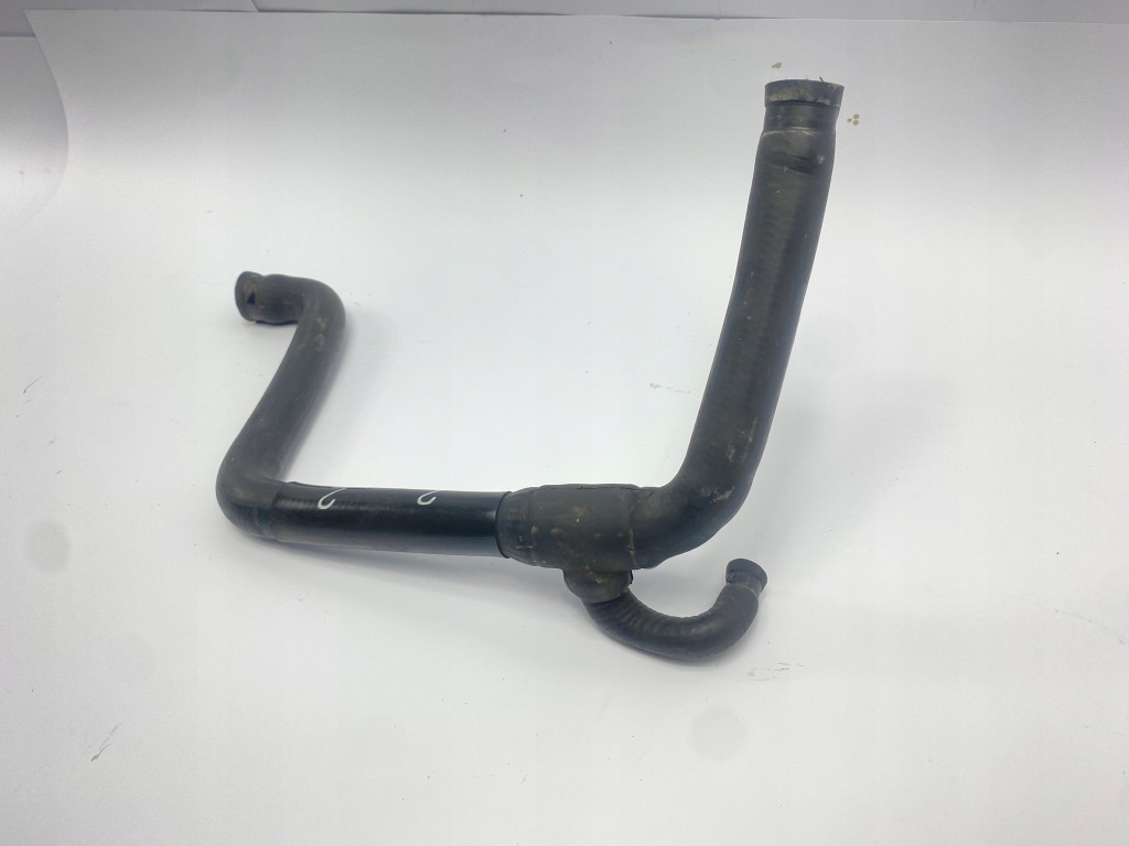 Шланг пабтрубок  труба воды радиатора воды mercedes w124 1248302496 Цена