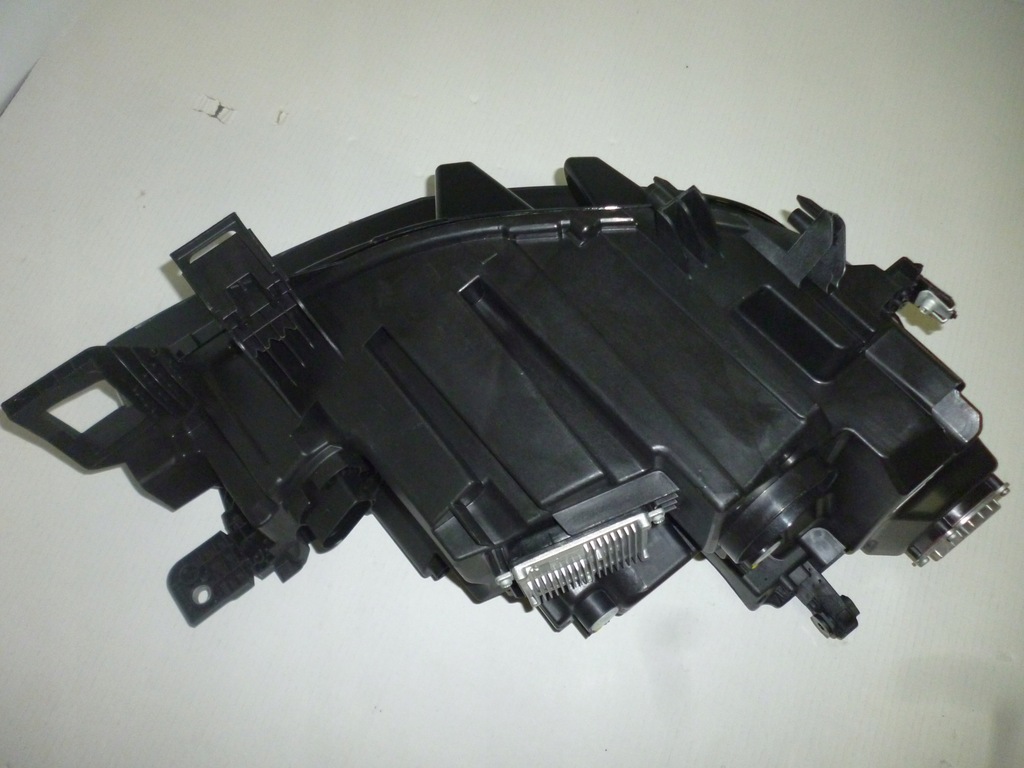 фото №16, Vw id4 20- лампа передня перед rh/lh full led