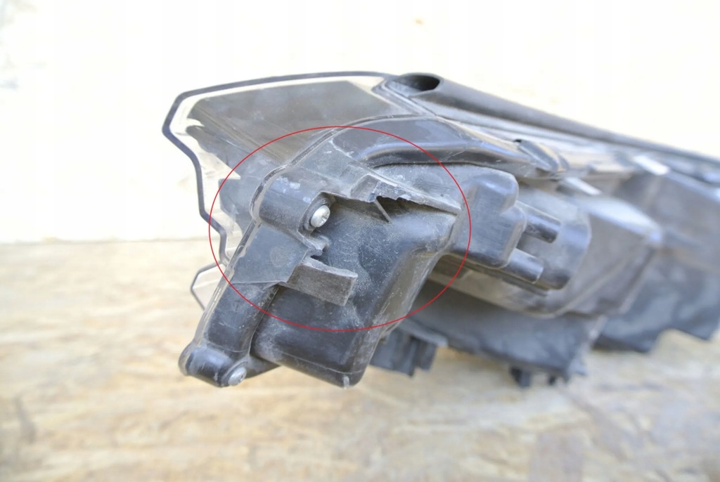 фото №11, Toyota c-hr 2019 лампи передні