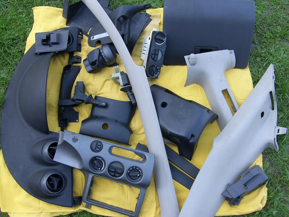 фото №8, Ford cougar ліва лампа задня також wiele innych частини