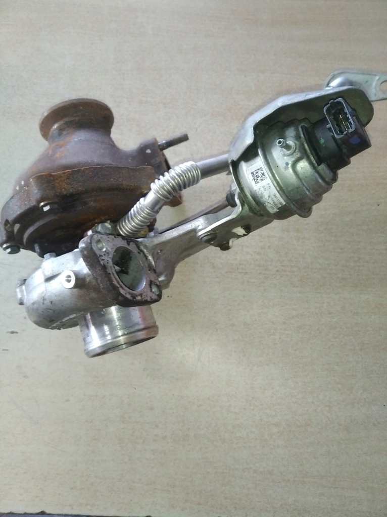 фото №1, Opel insignia 2.0cdti турбонагнетатель 55581063