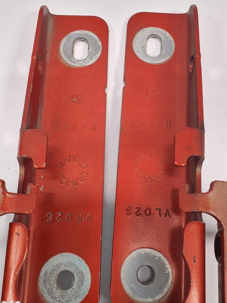 фото №2, Петли капот dodge nitro пара