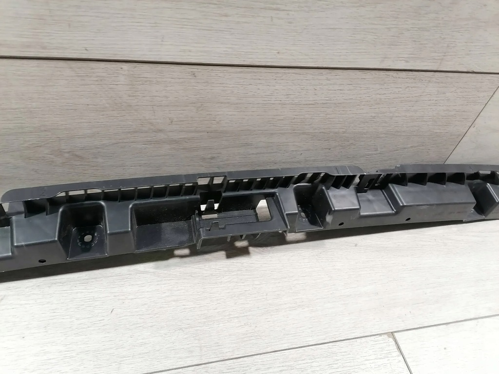 фото №7, Audi a1 направляющая бампер задняя 82a807863