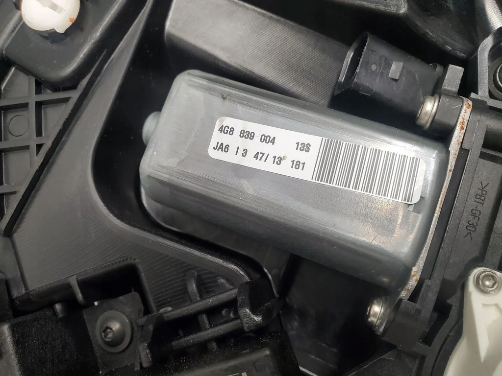 фото №7, Audi a7 s7 4g 4g8839016a задняя сторона правая замки