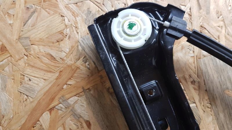 фото №10, Подъемник стекло правый задняя vw amarok 2h7839402