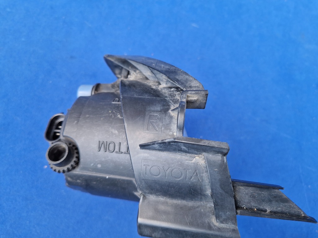 фото №11, Toyota avensis t27 09-11 2009-2011 протитуманна фара правий рамка