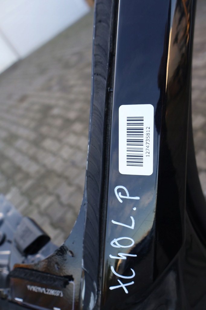 фото №6, Volvo xc40 четверть левая перед '019