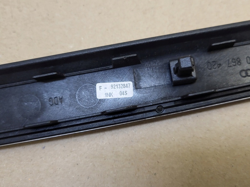 фото №9, Молдинг обшивка правая задняя audi a5 coupe 8t s5 rs5 алюминий шлифованный оригинальный номер