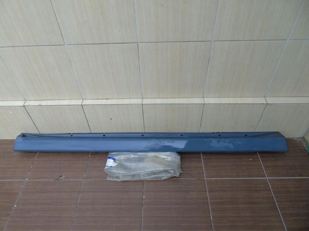 фото №1, Молдинг порог левая volvo s70 v70 97-01 na nowe