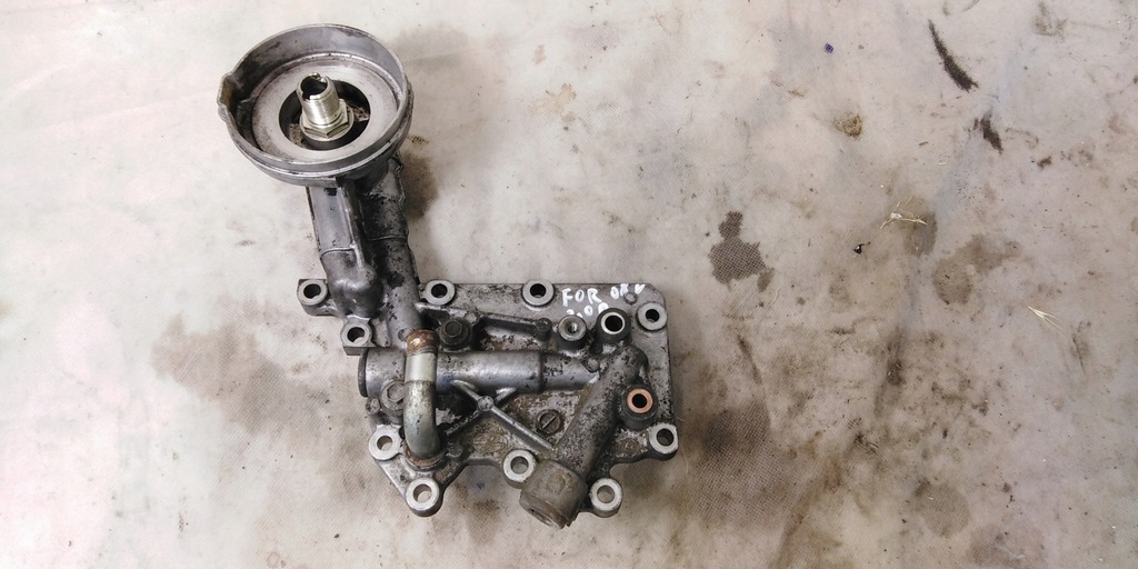 фото №1, Forester iii 3 2,0d основание фильтра масла 08-13r