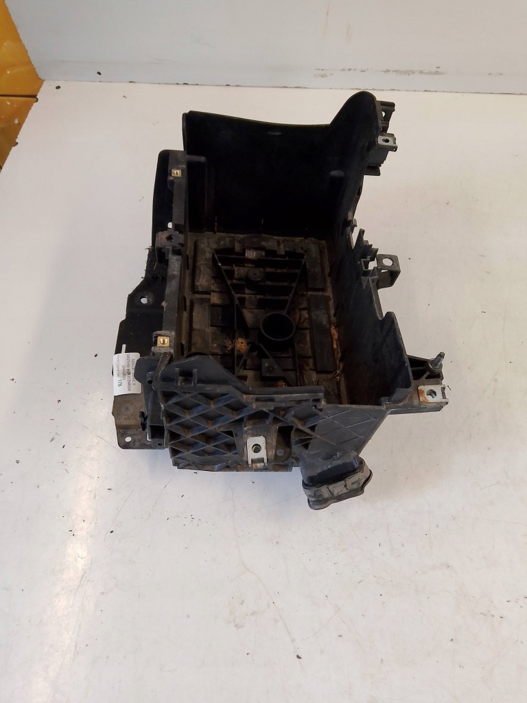 фото №1, Renault scenic iii коробка корпус основание аккумулятор 24460003