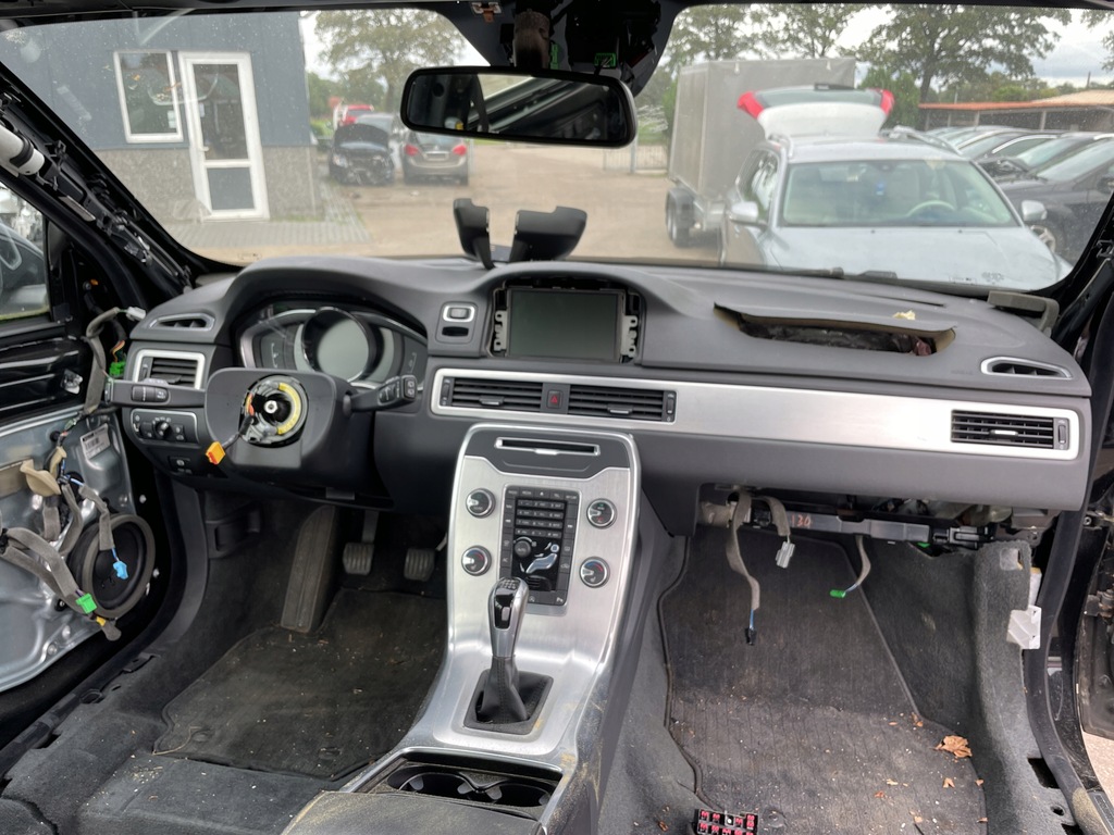 фото №5, 1247346 volvo v70 iii xc70 iii решётка динамика