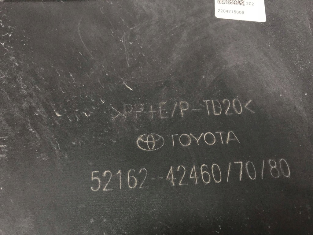 фото №10, Toyota bz4x левый уголок бампера заднего 52162-42460