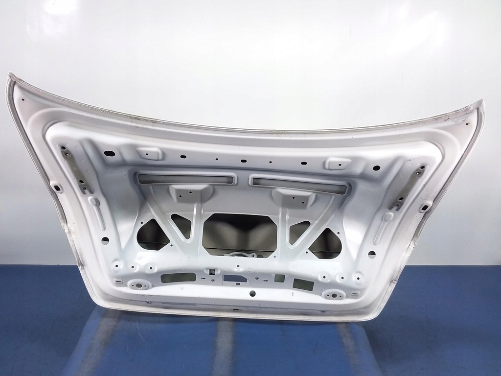 фото №5, Mercedes cla c118 sedan крышка багажника задняя крышка