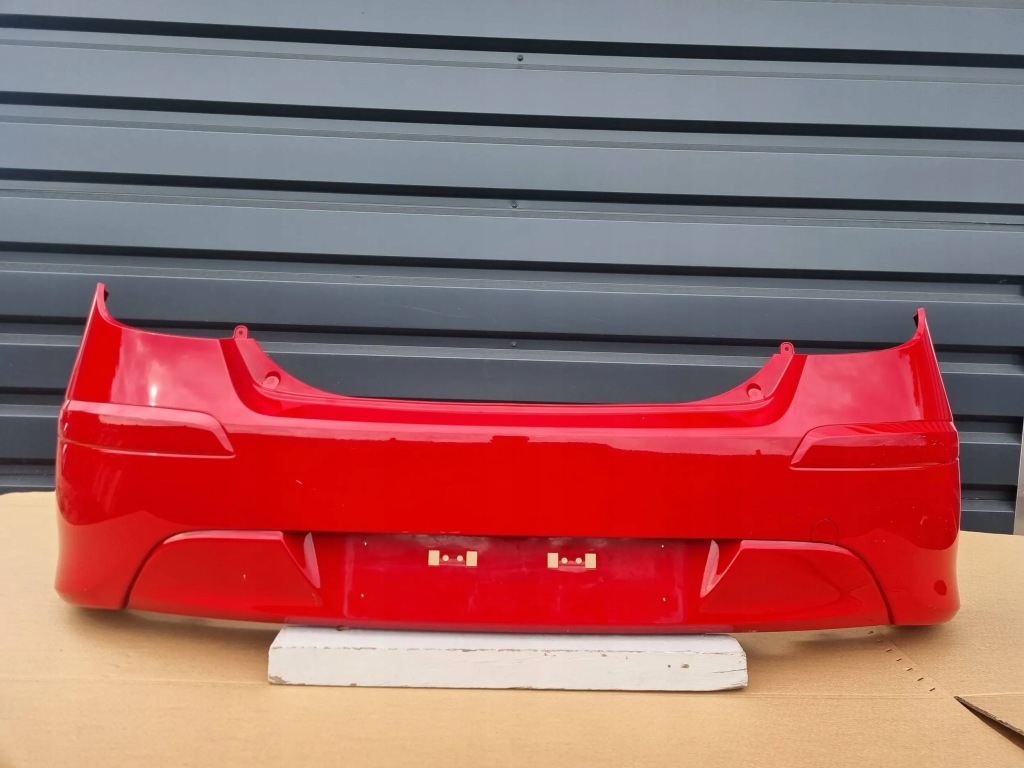 фото №1, Hyundai i30 i lift 2009-2012 бампер задняя оригинал d103