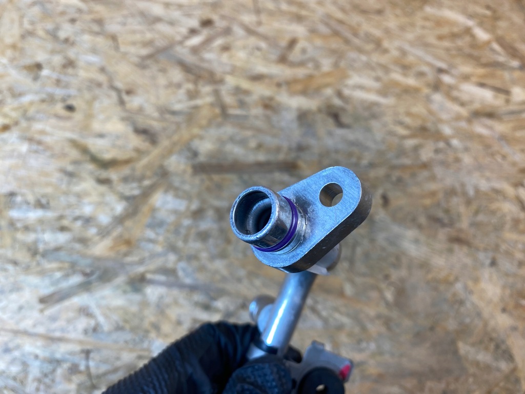 фото №10, Wąż шланг кондиционера nissan leaf ii 924404nr0b