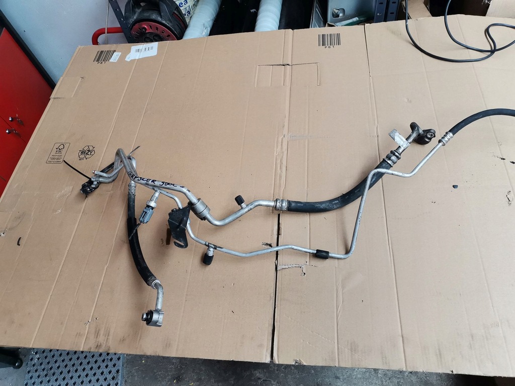 фото №1, Шланг кондиціонера lancia thema chrysler 300 2.7