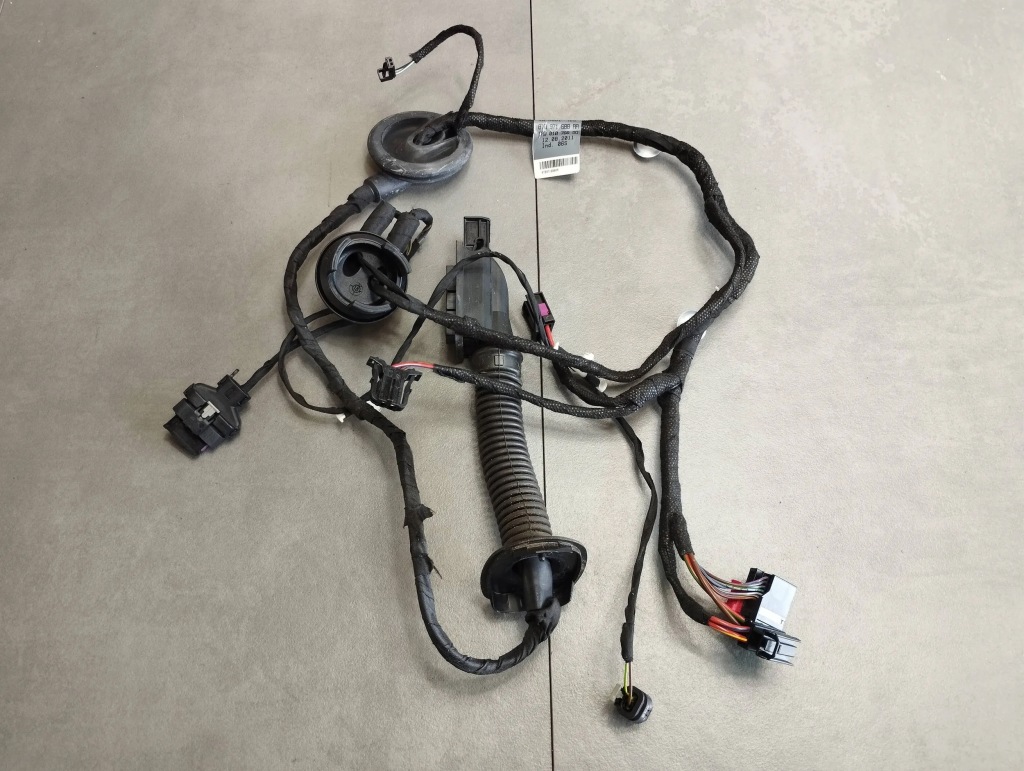 фото №1, Audi a5 8t джгут двері права задня 8t8971688aa