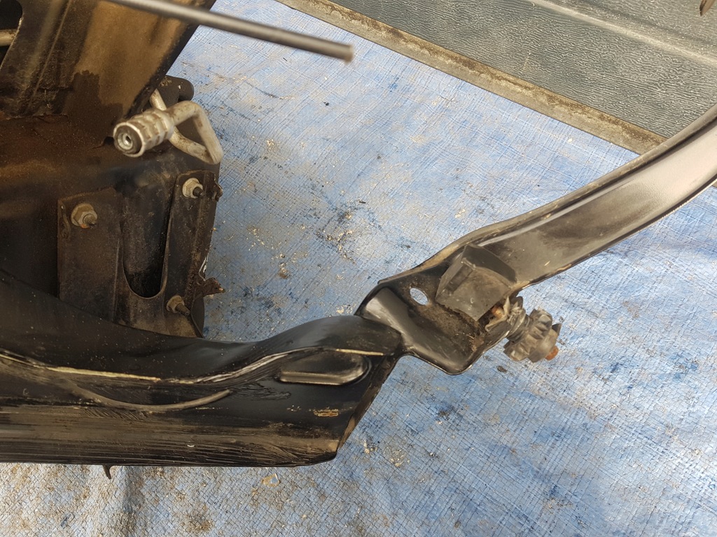 фото №13, Pas передний mercedes slk r172 w172 радиатор 2.2 cdi