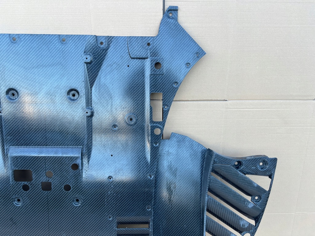 фото №6, Ferrari sf90 xx защита нижняя пол перед карбон