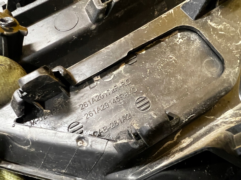 фото №11, Решётка решётка решётка радиатора бампера перед правый dacia sandero iii stepway lift