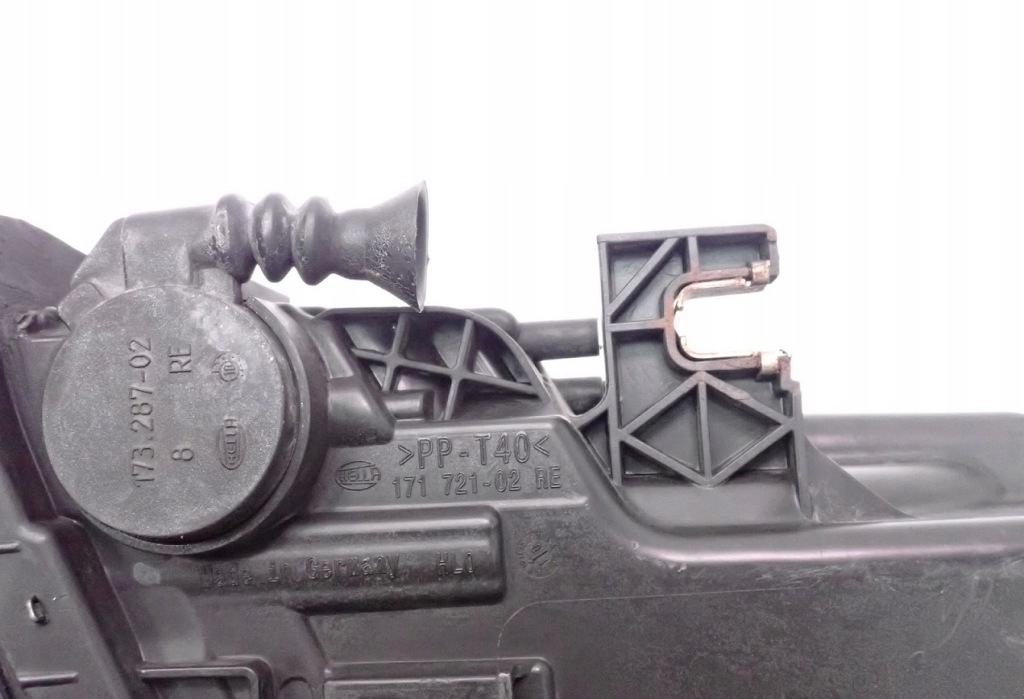 Фара правый  перед full led audi a8 d4 4h0941004ag Оригинал