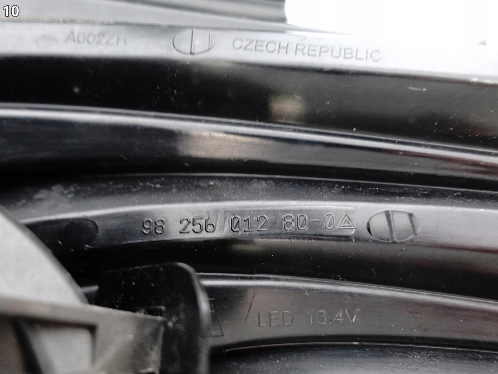 фото №11, Peugeot 208 i lift 15-19 лампа led левая задняя eu