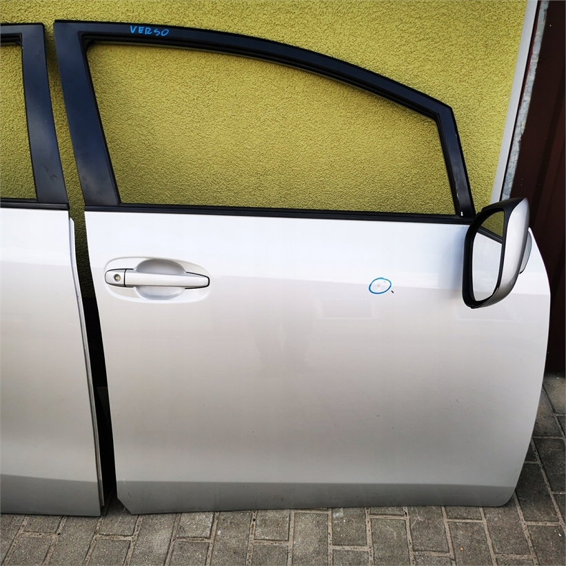 фото №2, Toyota corolla verso lift 09-12 двері праве перед