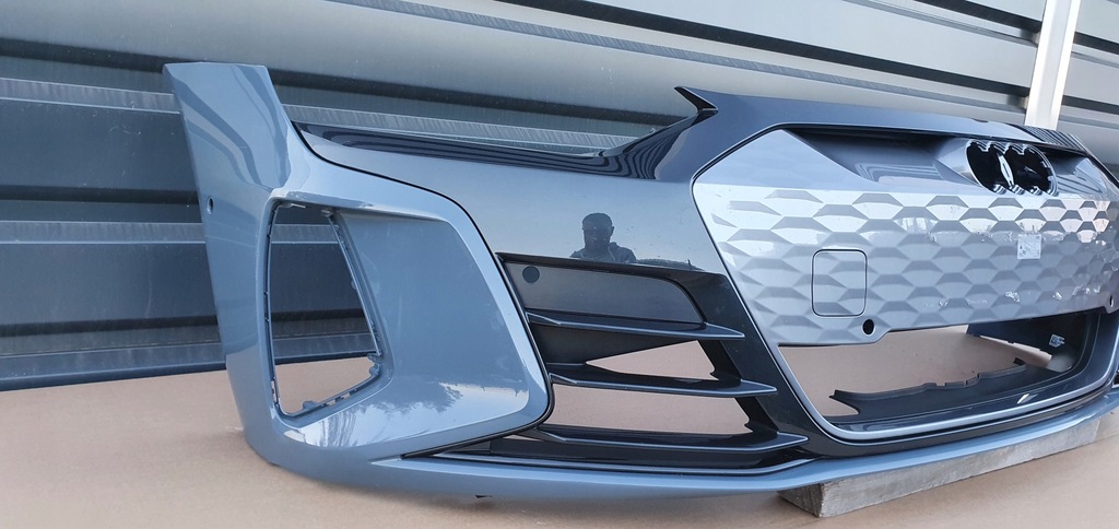 фото №7, Audi gt rs e-tron 4j3 бампер перед оригинал e145