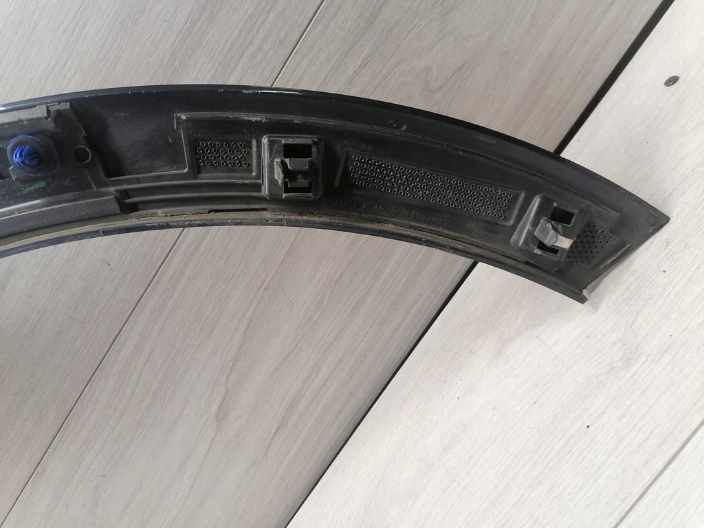 фото №9, Audi q3 молдинг крила правий задня 83a853818a