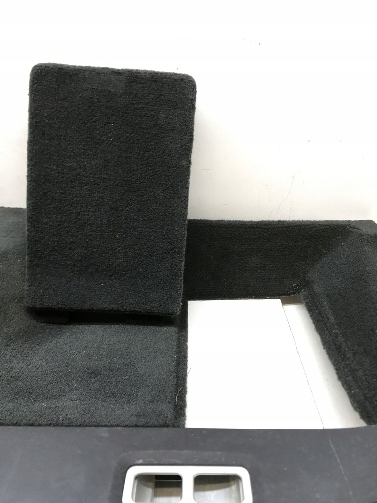 фото №9, Volvo v70 оббивка обшивка багажника лівий 39882885