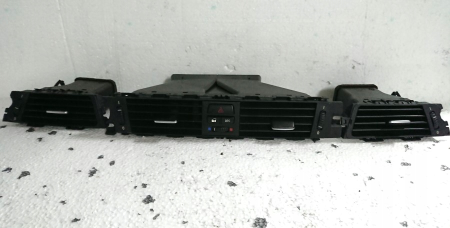 фото №1, Решётки обдув bmw 64229130458