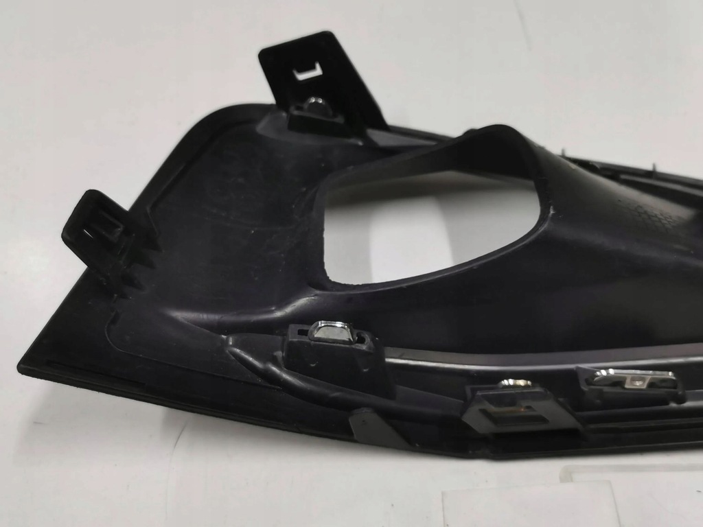 фото №10, Решітка бампера передній peugeot 3008 ii ліва 914.