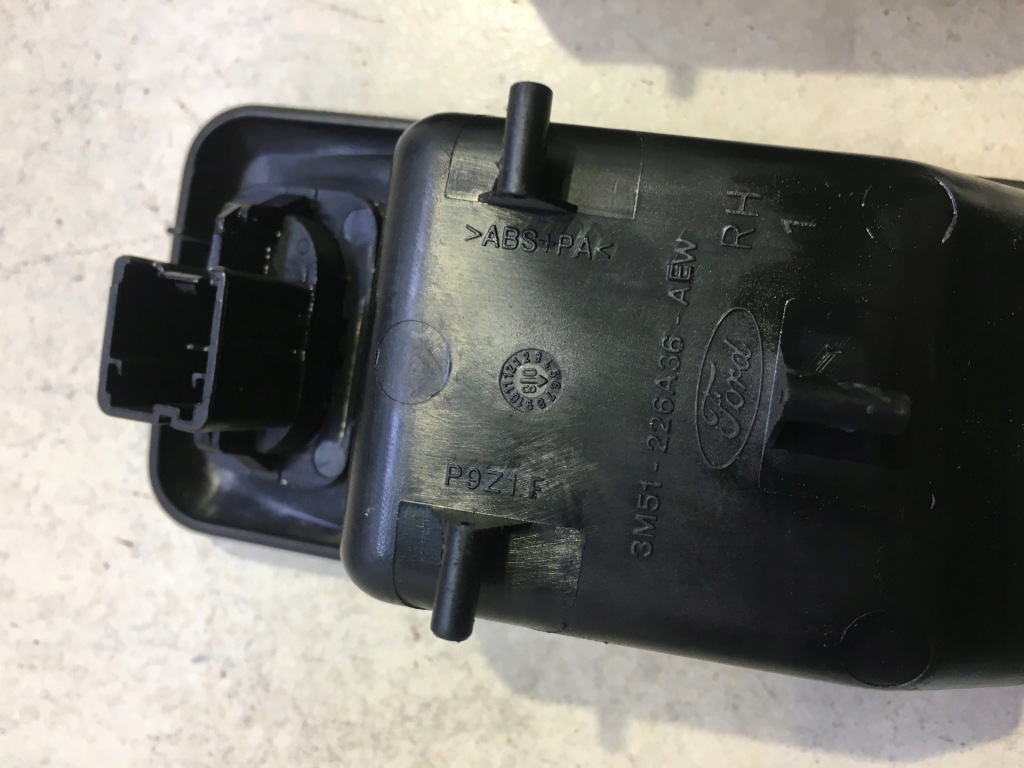 фото №7, Панель окон комплект focus mk2 3m51226a36aew