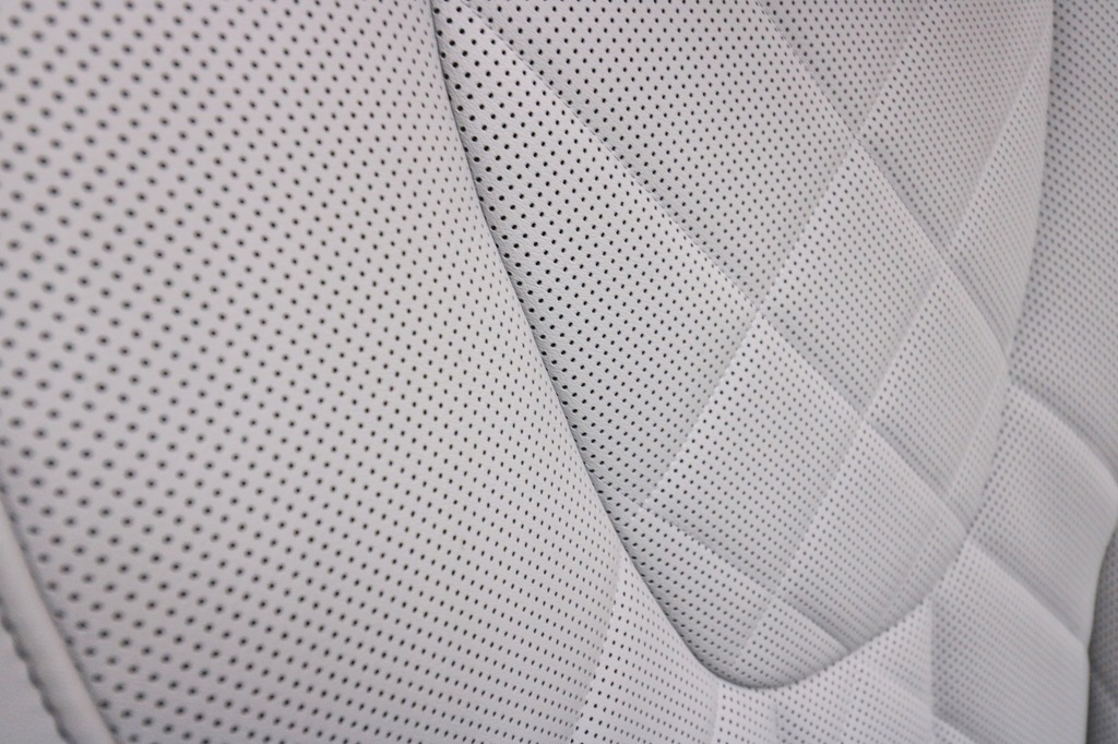 фото №9, Bmw x6 g06 салон сиденья обшивки кожа sensafin silverstone