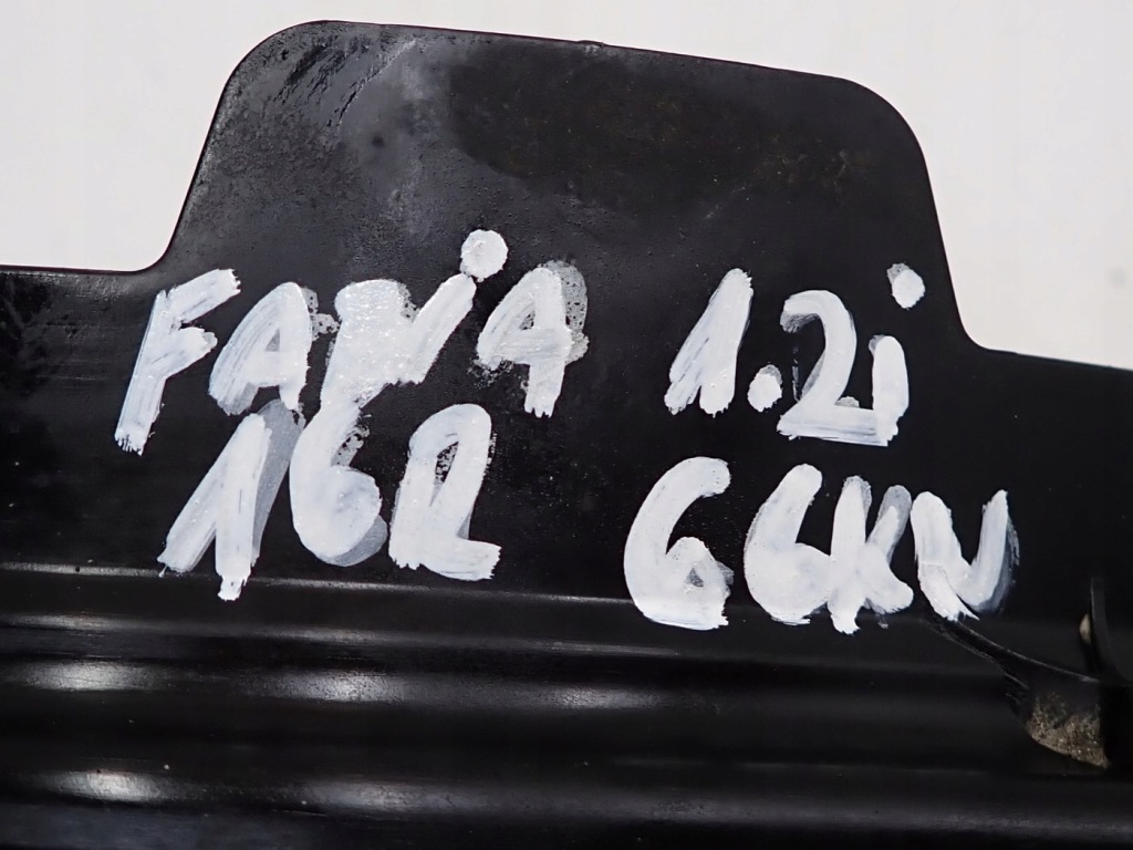 Комплект радиатор воды кондиционера вентилятор skoda fabia 3 1.2 66kw 16r Недорого