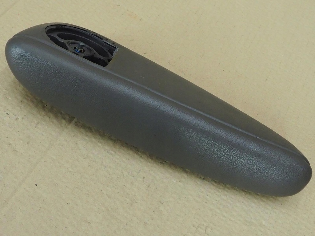 фото №16, Pt cruiser подлокотник сиденье lewego водителя