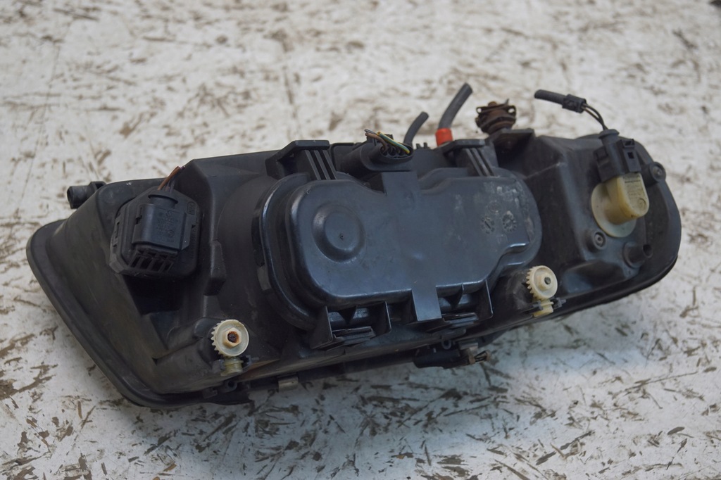 фото №8, Audi a3 s3 8l lift ксенон лампа левая перед uk