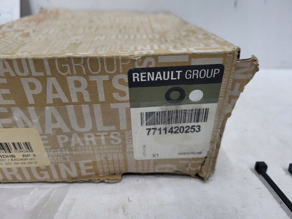 фото №4, Hak буксировочный kompletny renault trafic ii opel vivaro + электропроводка