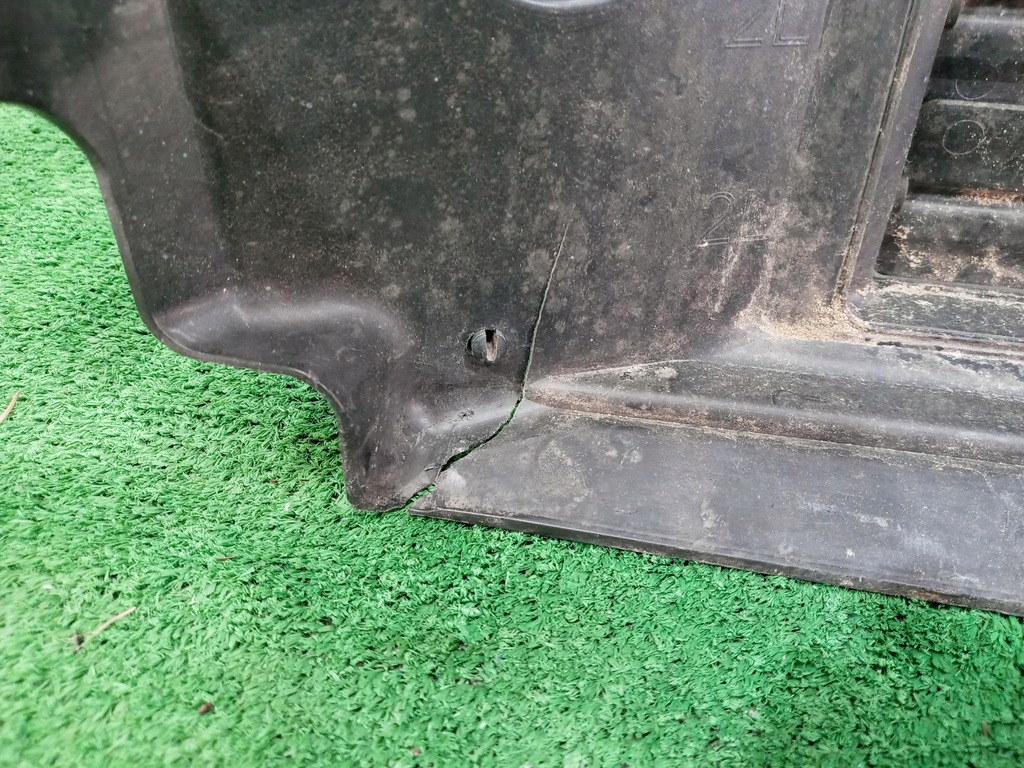 фото №12, Ford focus mk3 mk 3 iii воздуховод воздуха впуск шторка перед