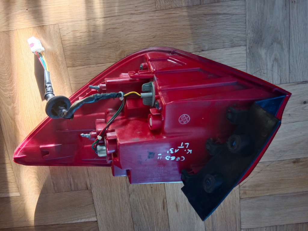 фото №6, Kia ceed ii kombi лампа левая задняя 12-15