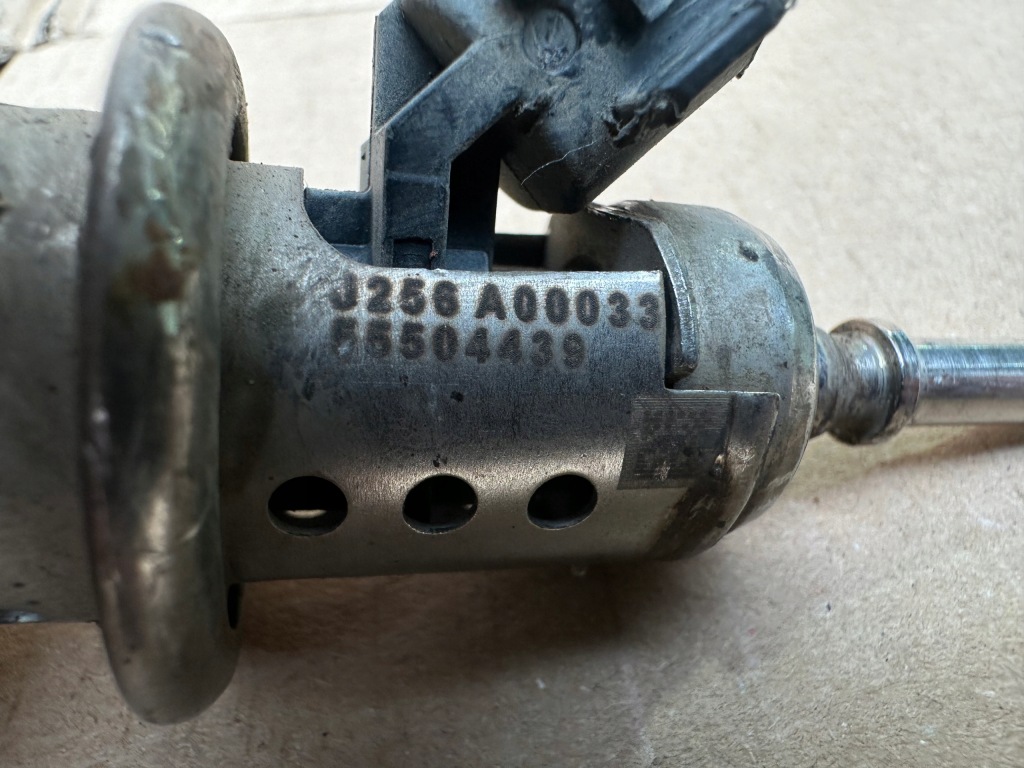 Opel astra k 1.6 cdti инжектор adblue 55504439 Цена