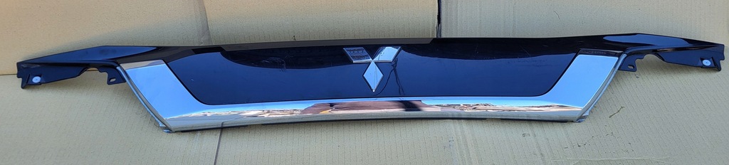 фото №13, Накладка молдинг хром защита крышки задний mitsubishi outlander 3 iii lift оригинальный номер